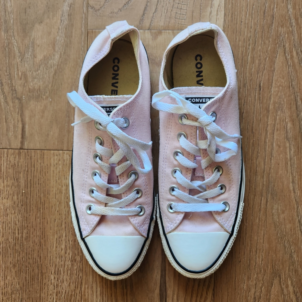 Converse Women's Pink Canvas Sneakers